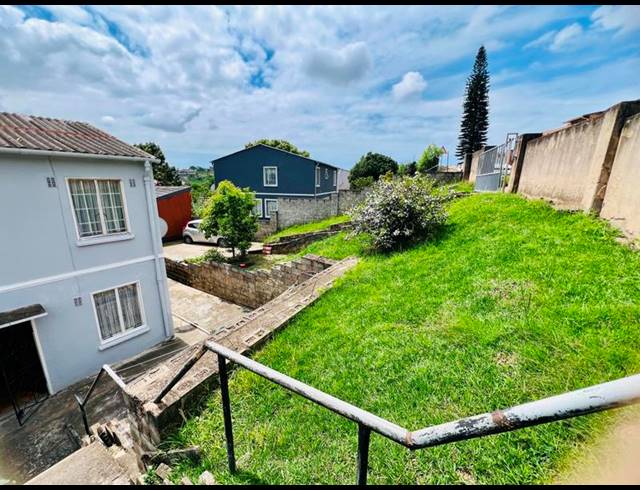 5 BEDROOM DUPLEX FOR SALE IN NEWLANDS EAST